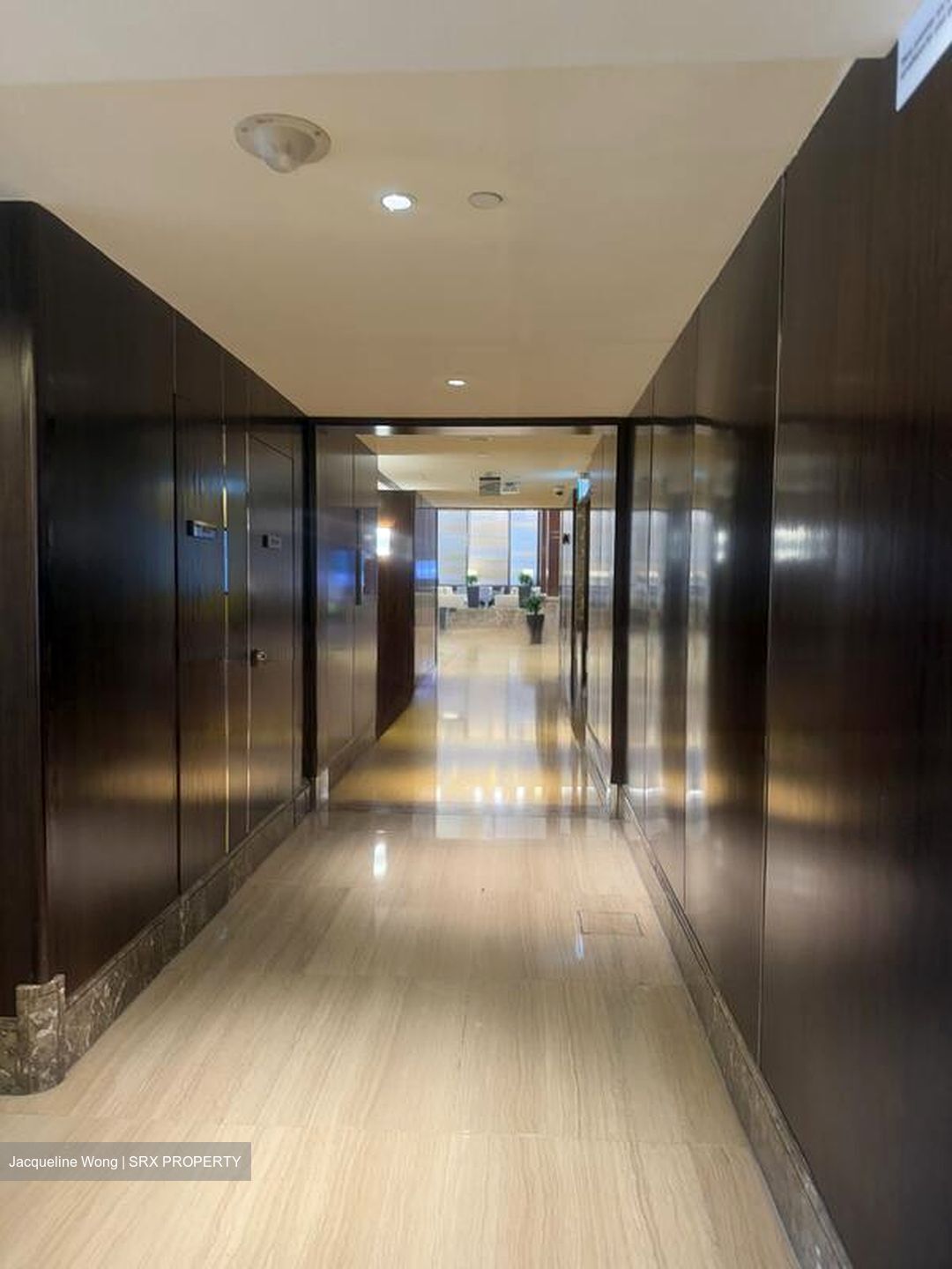 Holiday Inn Parkview (D9), Shop House #453514451